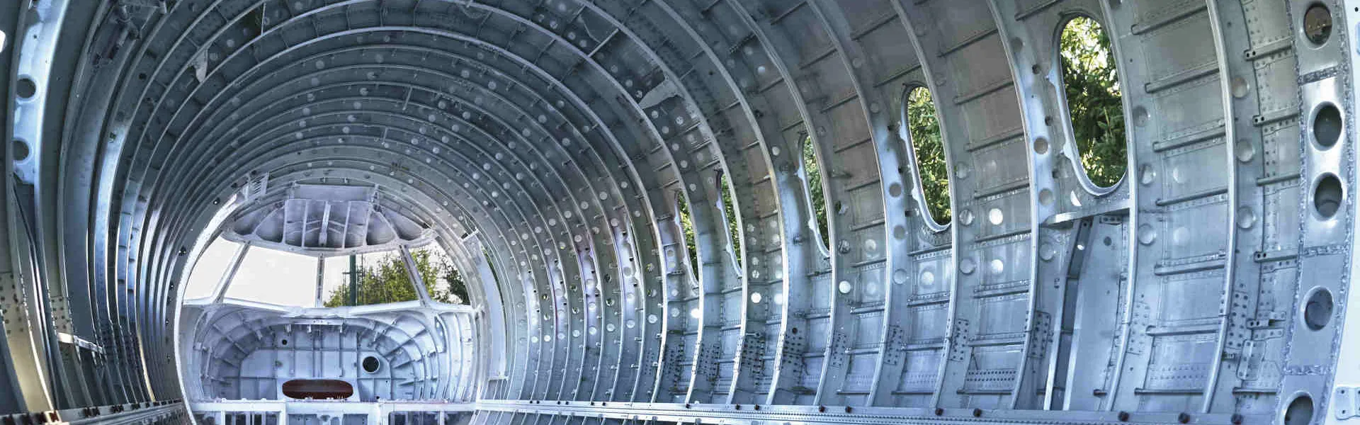 Limpeza criogénica de superfícies por projeção de CO₂