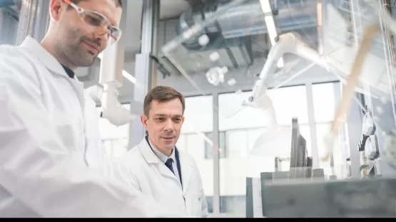Experts à votre écoute