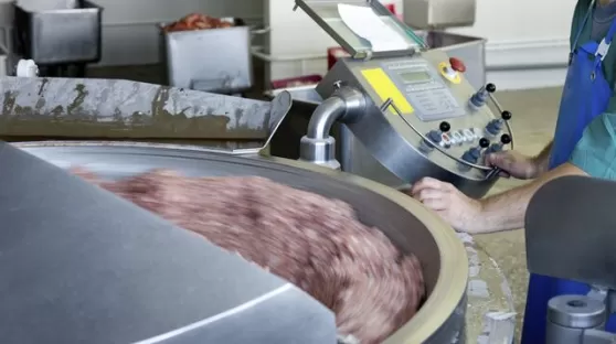 Refroidissement dans les hachoirs ou les malaxeurs