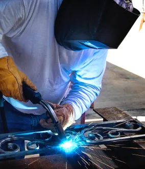 Corte e soldadura - Artesãos e empresas